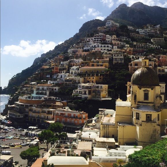 Meet your Posher! - Picture 3 of 8